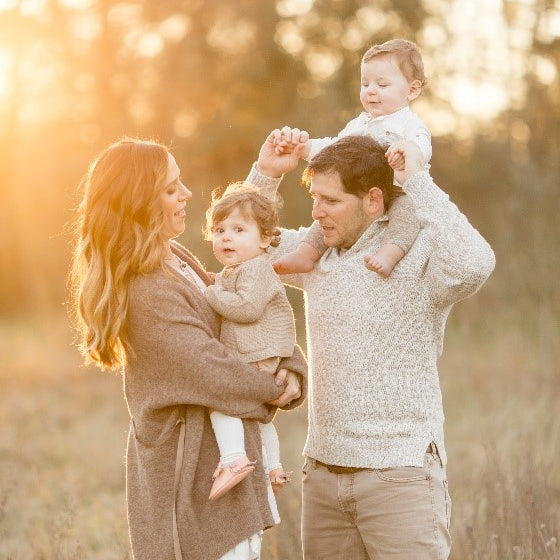 How to Style Your Family For Holiday Photos