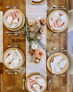 A Casual Modern Thanksgiving Tablescape