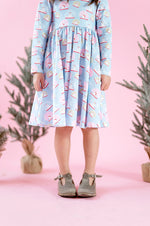 Load image into Gallery viewer, Gwendolyn Dress in Snow Globe
