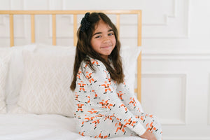 Ollie Jay 2 Piece Kids Bamboo Pajama Set in Heart Felt Valentines -  SnapdragonsBaby